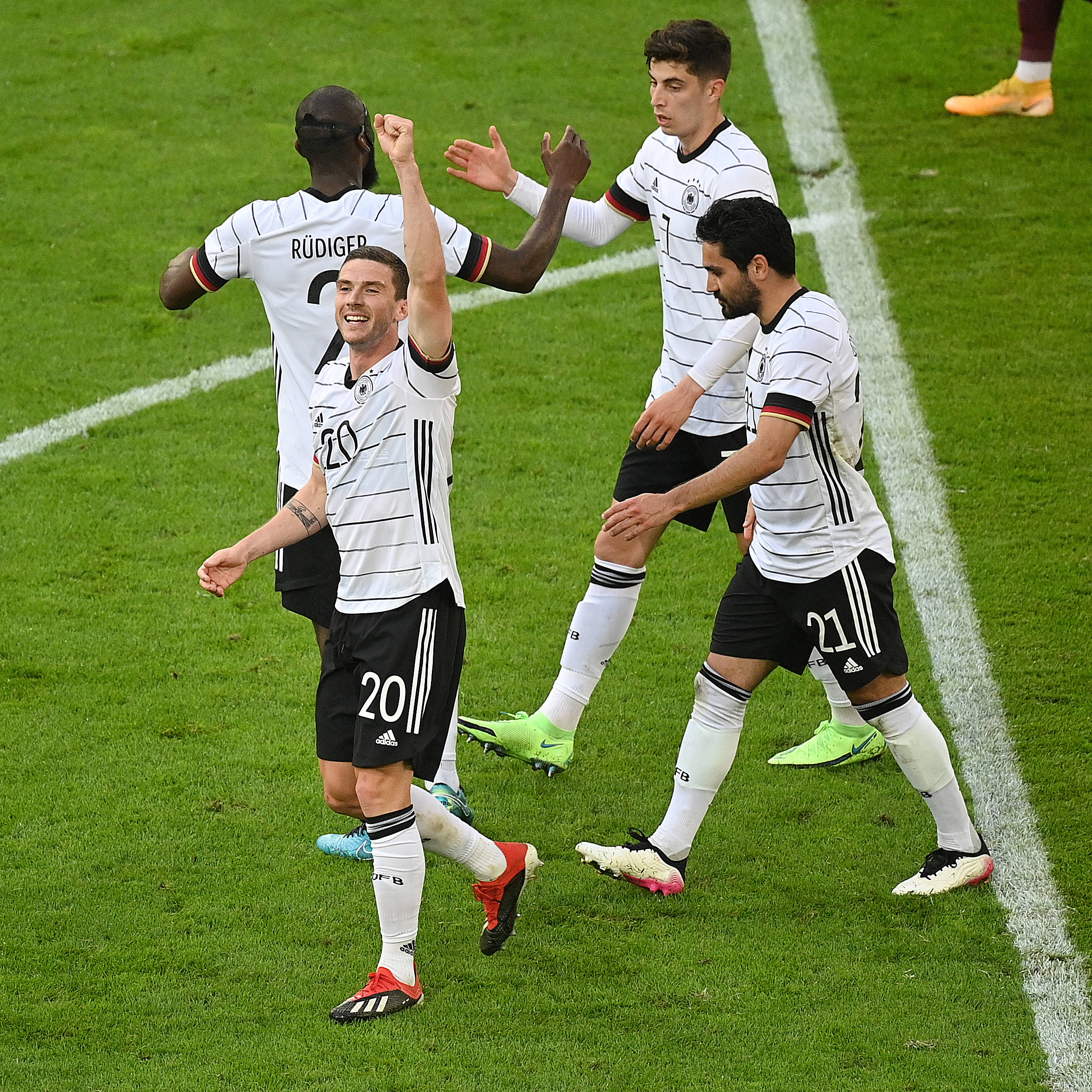 Ming在德国队比赛中夺冠，战术调整引发热议！的简单介绍九游体育下载