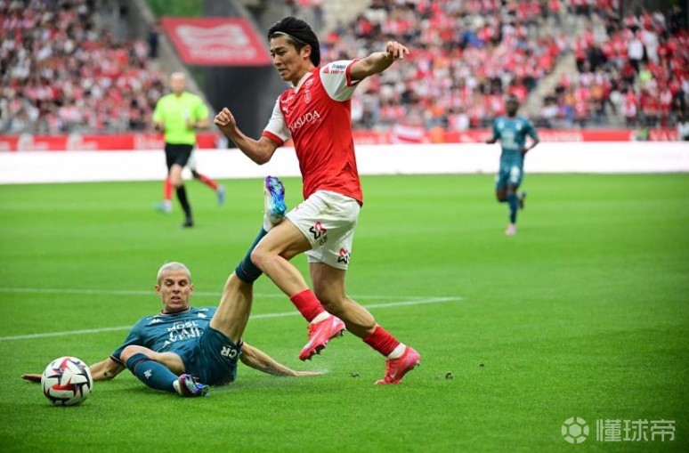 包含比利亚雷亚尔内部会议纪要流出：今夜刷新队史纪录，NBA常规赛使命明确，年轻球员获得机会的词条九游体育下载